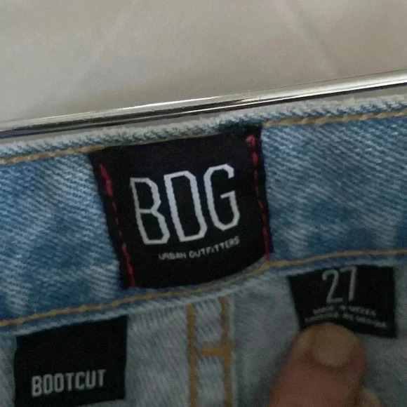 Urban Outfitters BDG Bootcut distressed jeans size 27 - Picture 5 of 6
